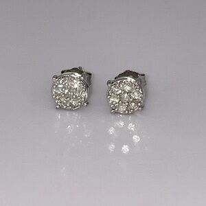 Natural Diamond Solid 14K White Gold Round Disc Cluster Stud Earrings Unisex
